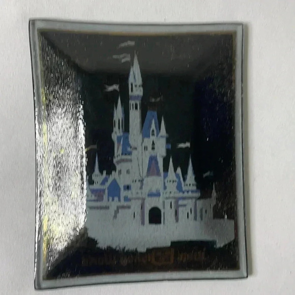 Vintage Walt Disney World Glass Ashtray Change Tray 1970’s Castle - Picture 4 of 9